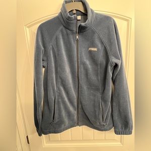 Like new Columbia fleece jacket, Size Large